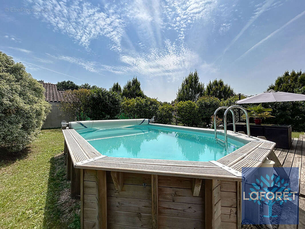 Maison à SAINT-GEOURS-DE-MAREMNE