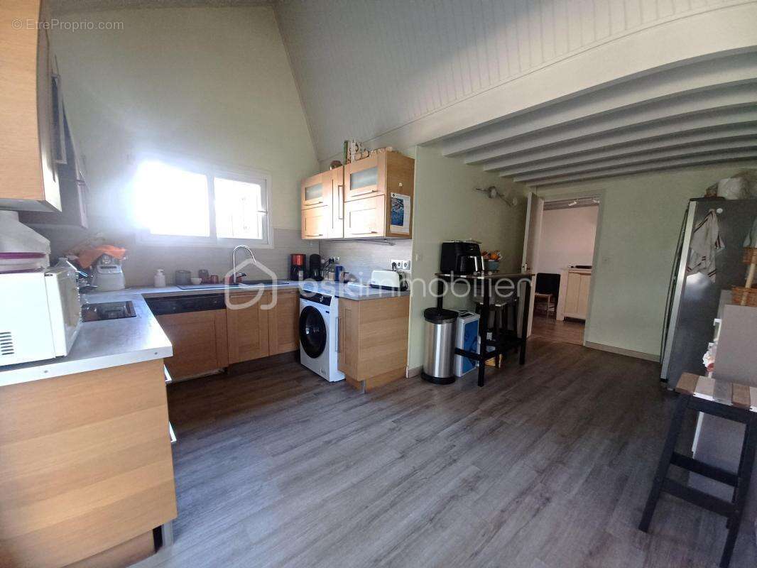 Maison à VILLENEUVE-SUR-BELLOT