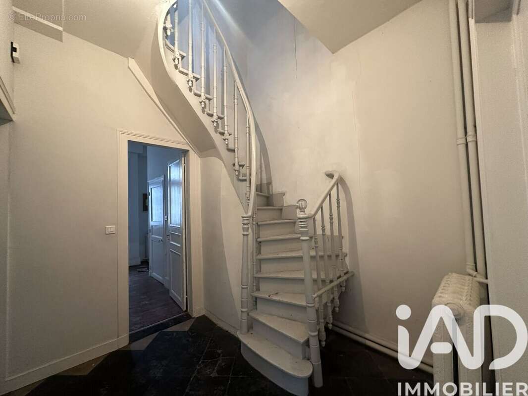 Appartement 165 m² à Douai  - photo 2