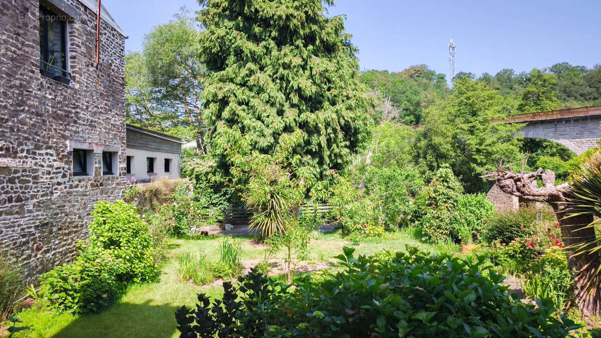 Maison à PONT-AVEN