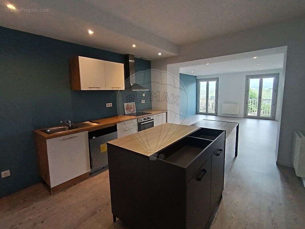 Appartement à POMMIERS