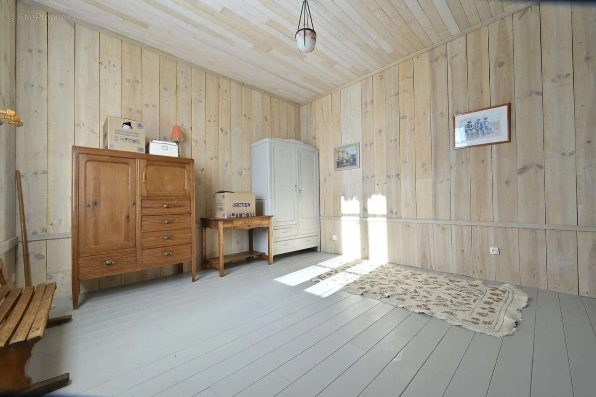 Maison à SAINT-GIRONS-D'AIGUEVIVES