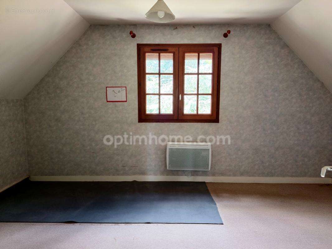 Maison plain-pied, 5 pièces, sous-sol, centre VILLERS BOCAGE (14310) - photo 10