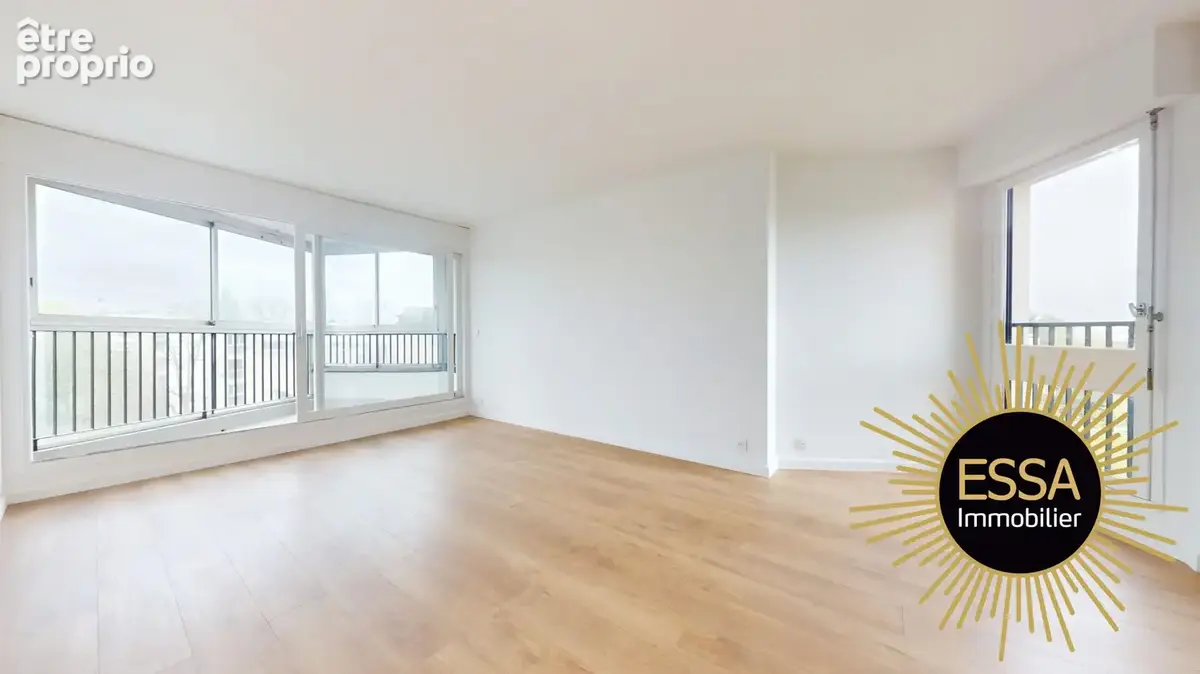 Appartement 5 pièces 95 m² à vendre à Rocquencourt (78150) - photo 2