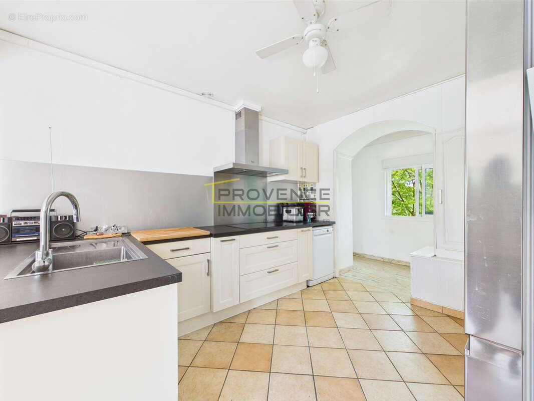 Maison à MONTELIMAR