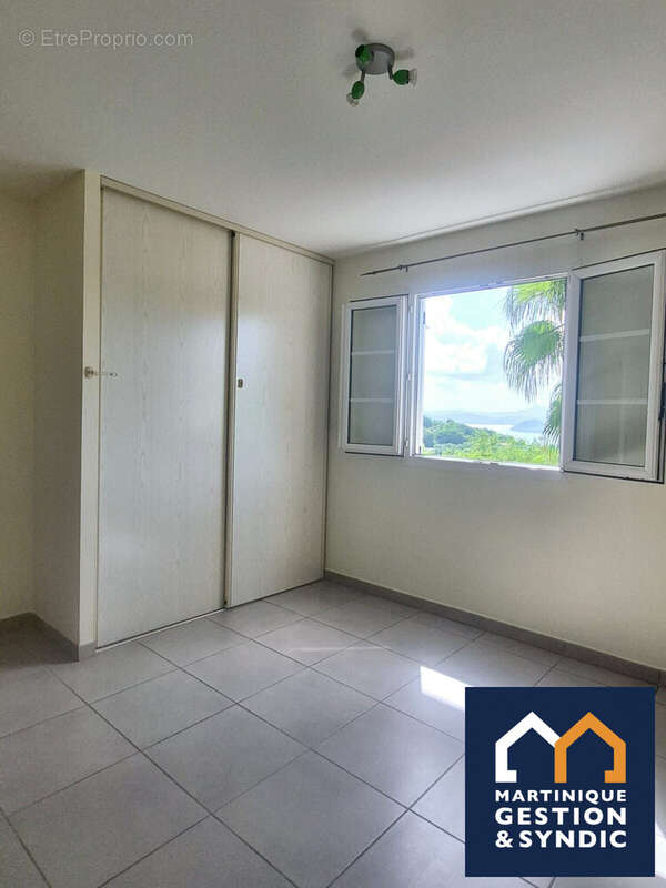 Appartement à LES TROIS-ILETS