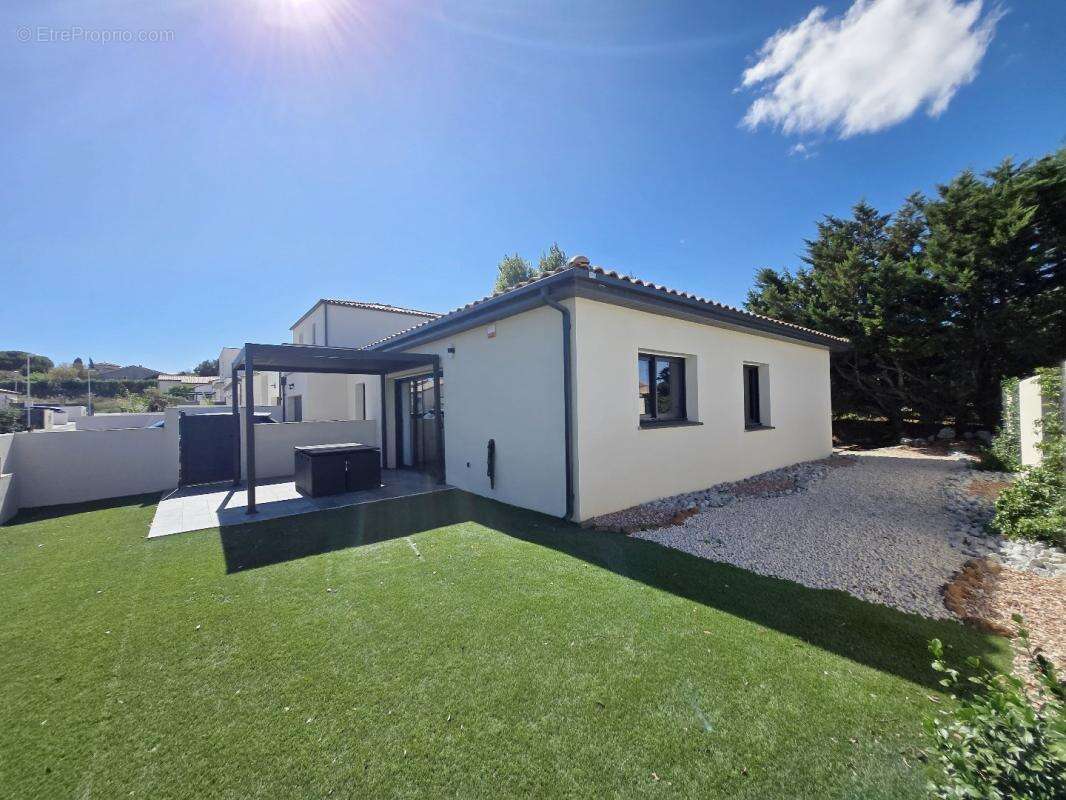 Maison à COLOMBIERS