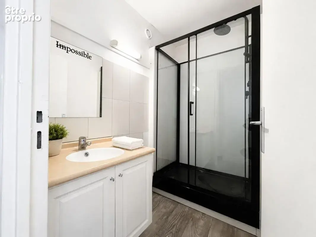 Appartement 3 pièces rénové – 2 chambres – Proche centre-ville - photo 4