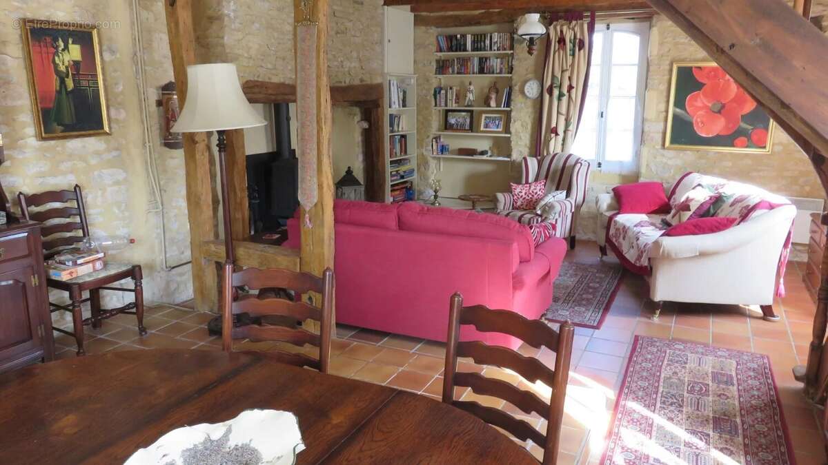 Maison à DEGAGNAC