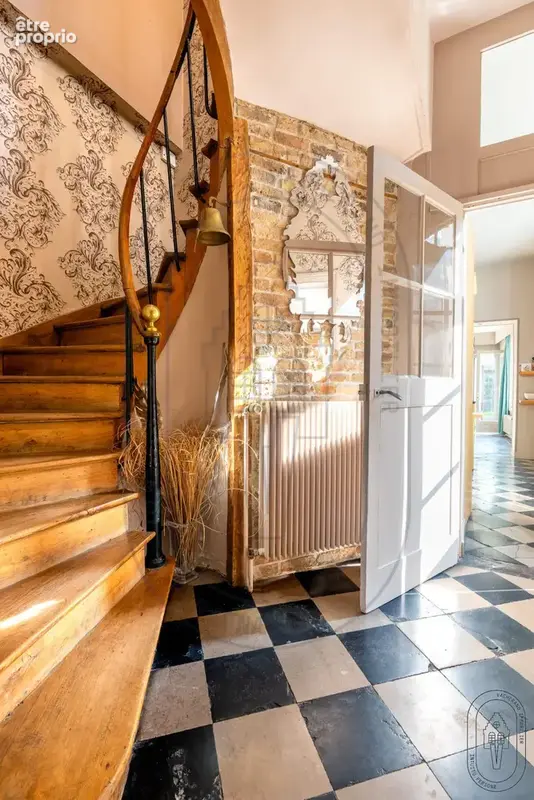 Maison 10 pièces 365 m² à vendre à Saint-Omer (62500) - photo 5