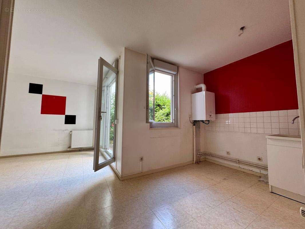 Appartement t2 avec jardin - photo 2