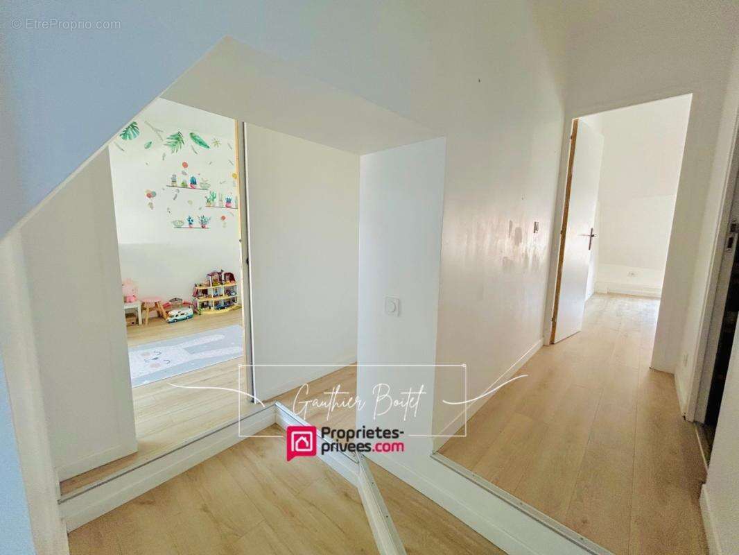 Maison à ROZAY-EN-BRIE