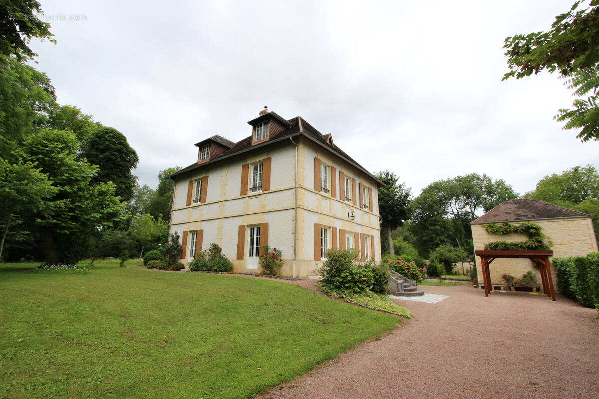 Maison à POUGUES-LES-EAUX