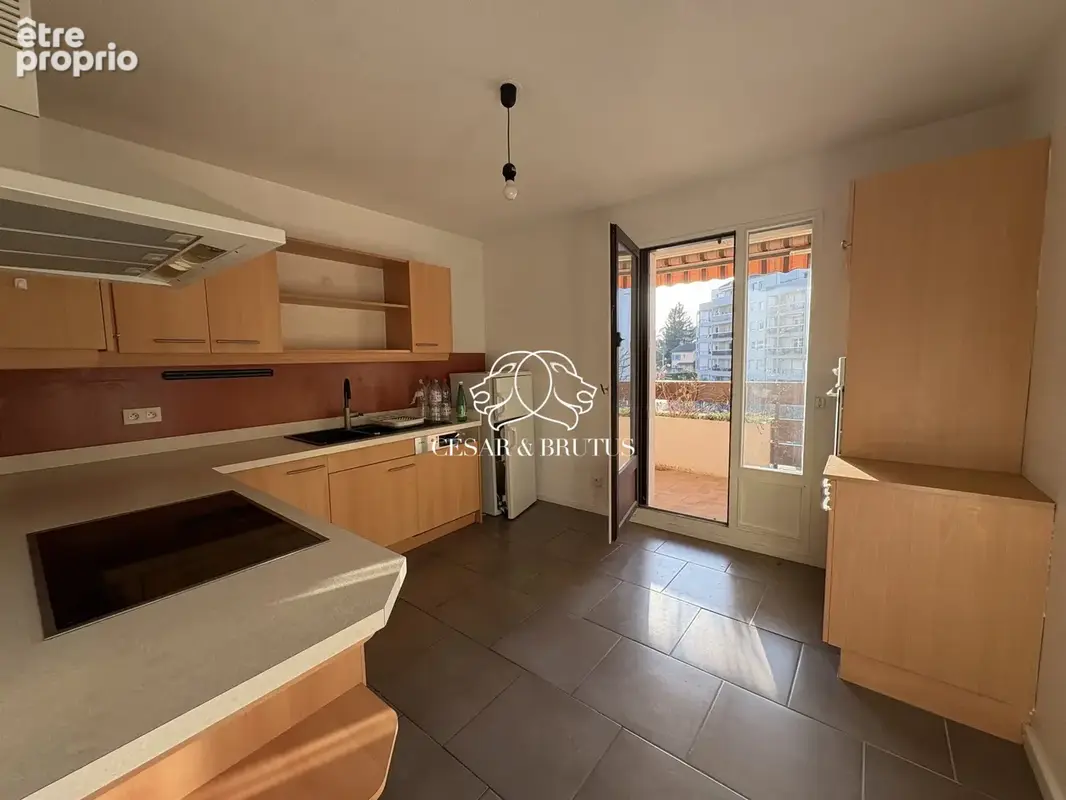 Appartement 114 m² à Lyon-9e  - photo 2