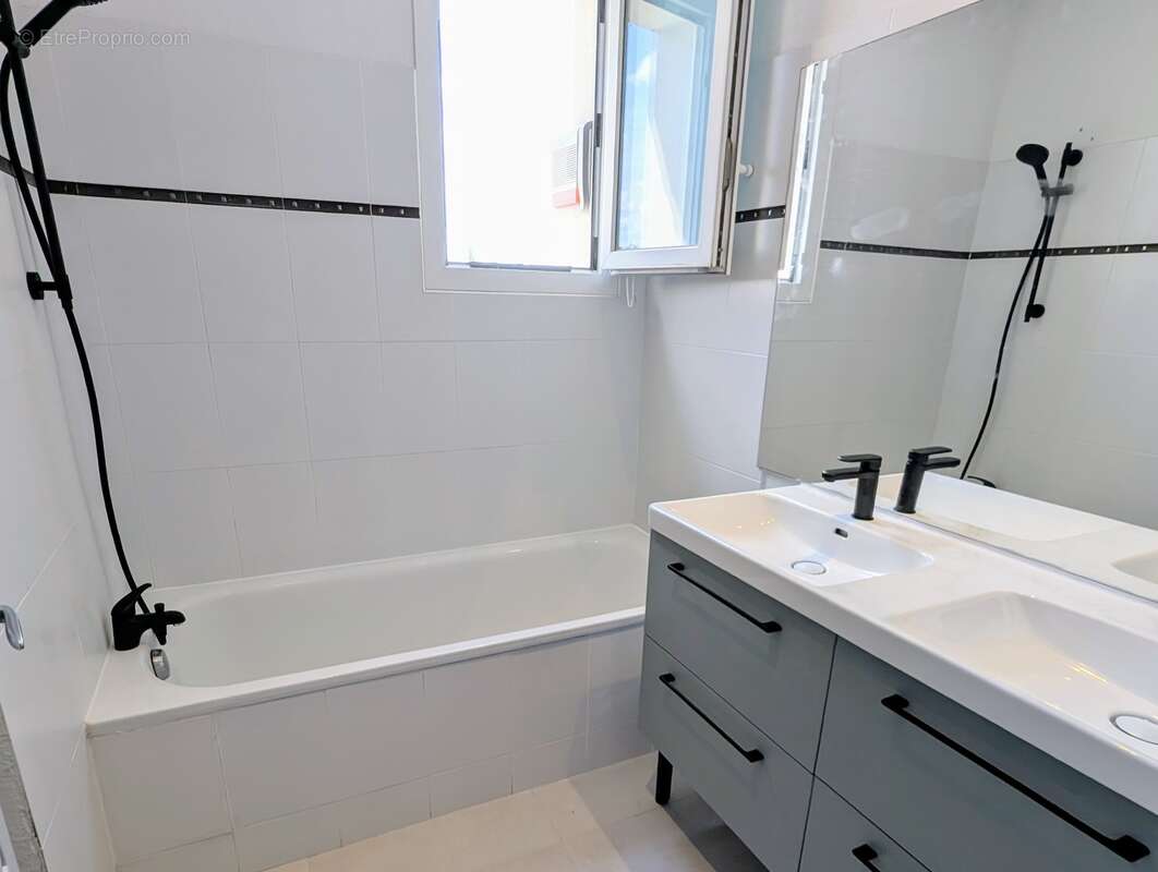 Photo 8 - Maison à NIMES