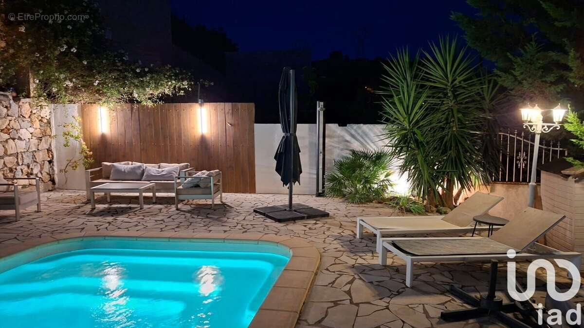 Photo 3 - Maison à MARSEILLE-15E