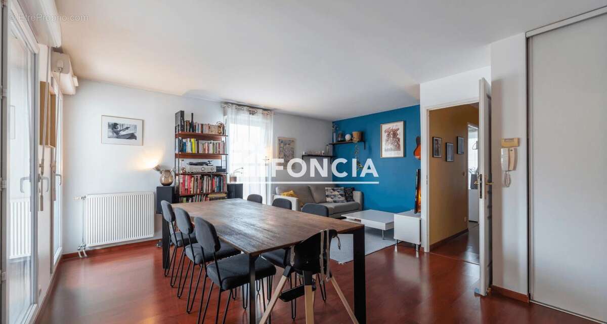 Appartement à GENNEVILLIERS