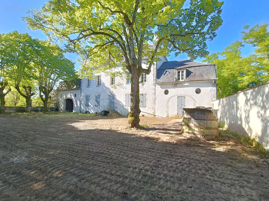 Maison à BONNY-SUR-LOIRE