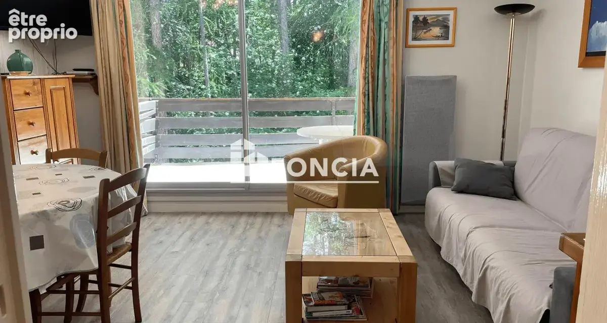 EXCLUSIVITÉ FONCIA - Aux pieds de la Piste de Petite Aiguille - photo 2