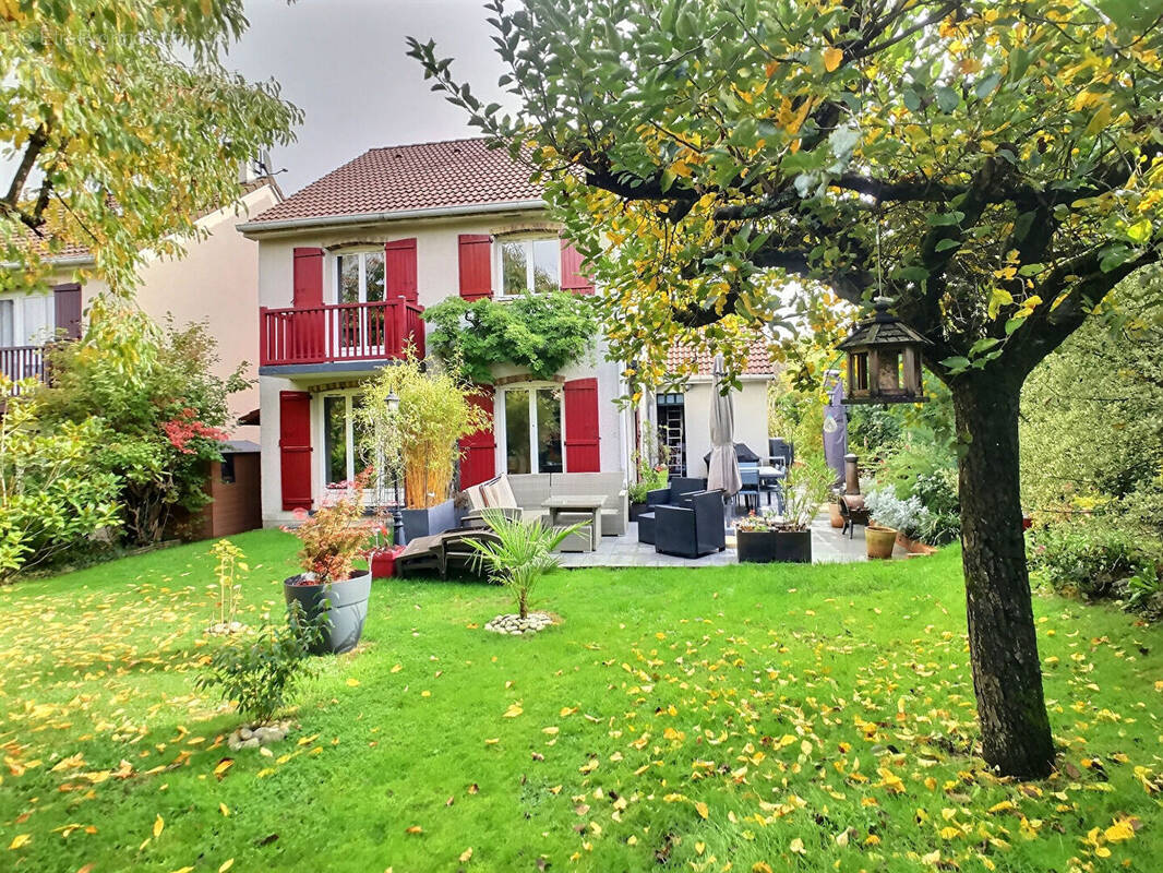 Maison à VILLEPREUX