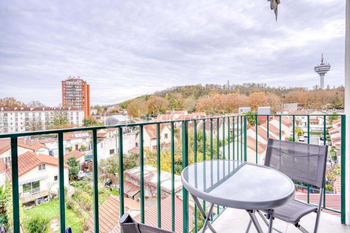 Pantin – 3 pièces – 62 m² – Dernier étage – Parking - Meublé - photo 4