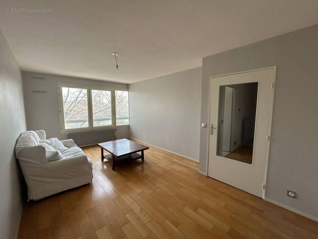 Photo 1 - Appartement à LYON-4E