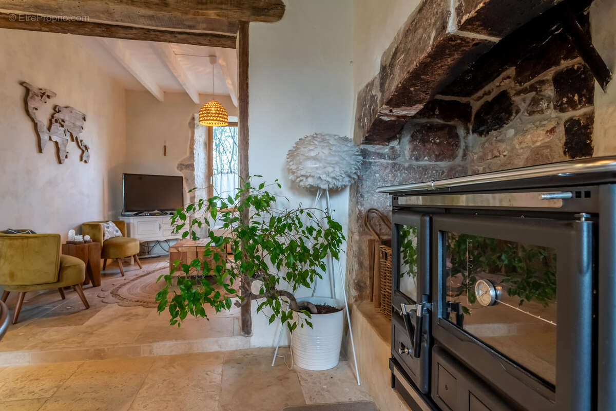 Maison à ENGAYRAC