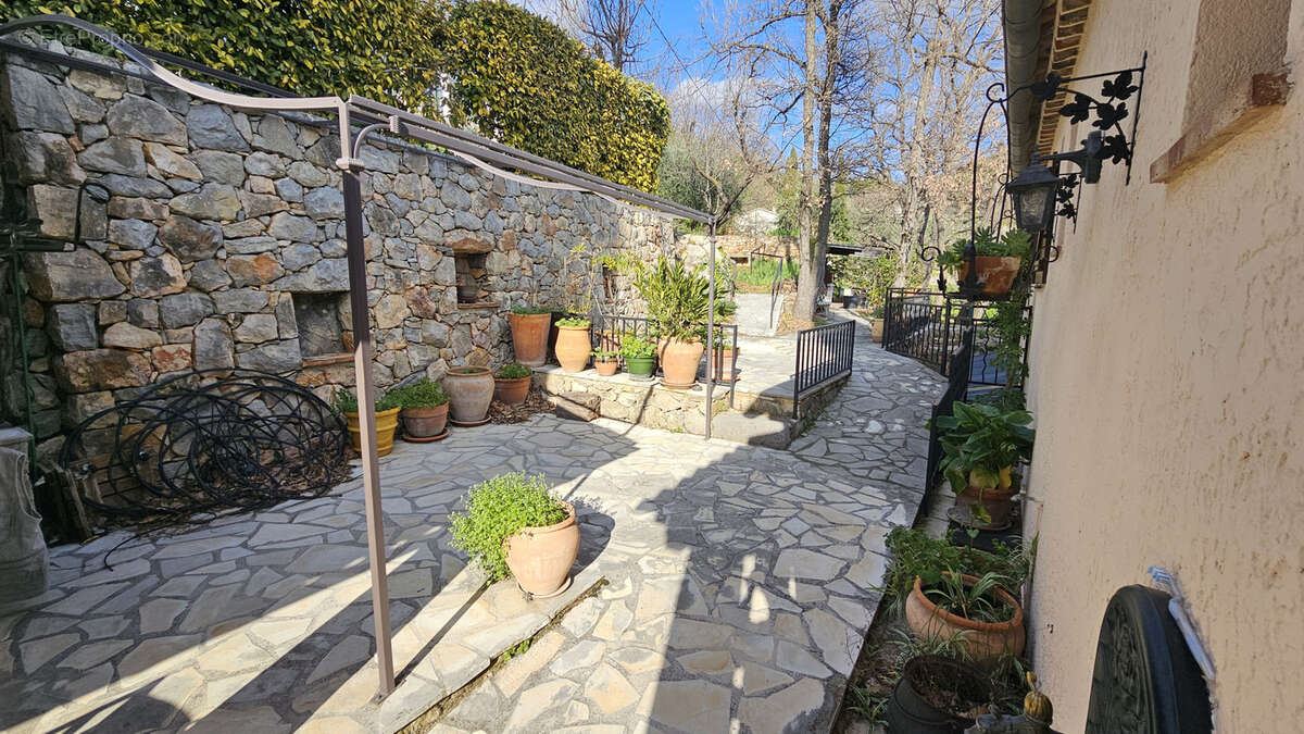 Maison à SEILLANS