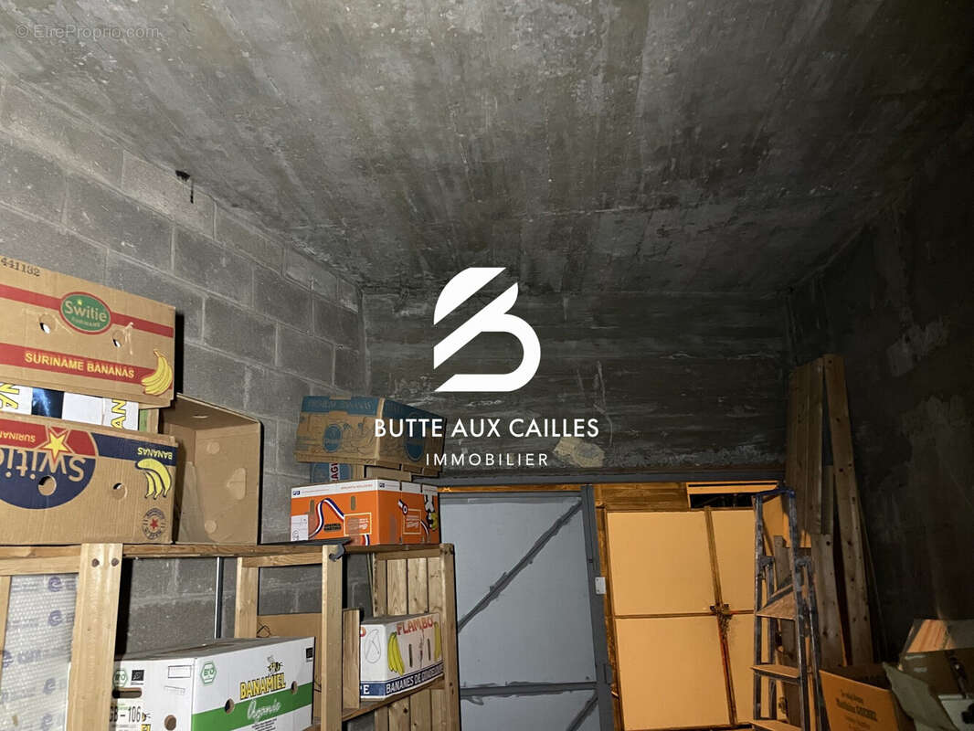 Parking à PARIS-13E