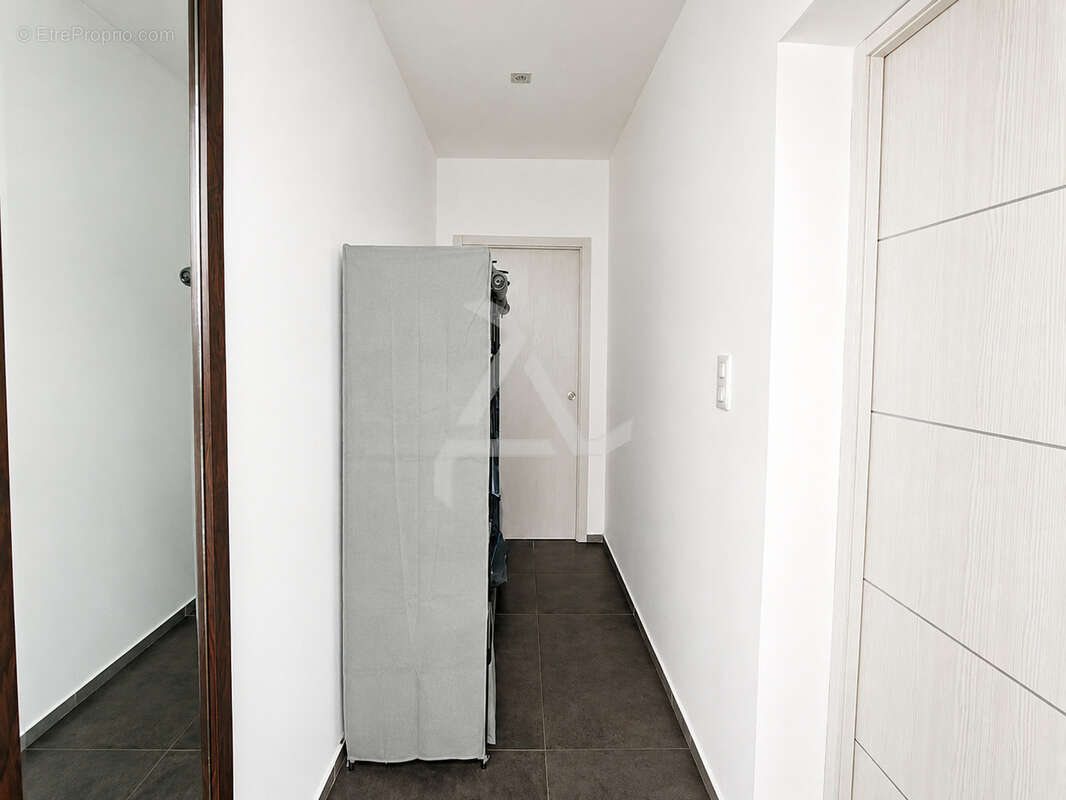 Villa t7 de 211m2 contemporaine avec piscine sous-sol aménagé et chambre indépendante - photo 26