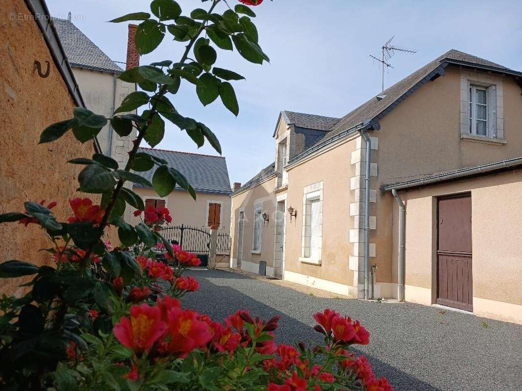 Maison à DAUMERAY