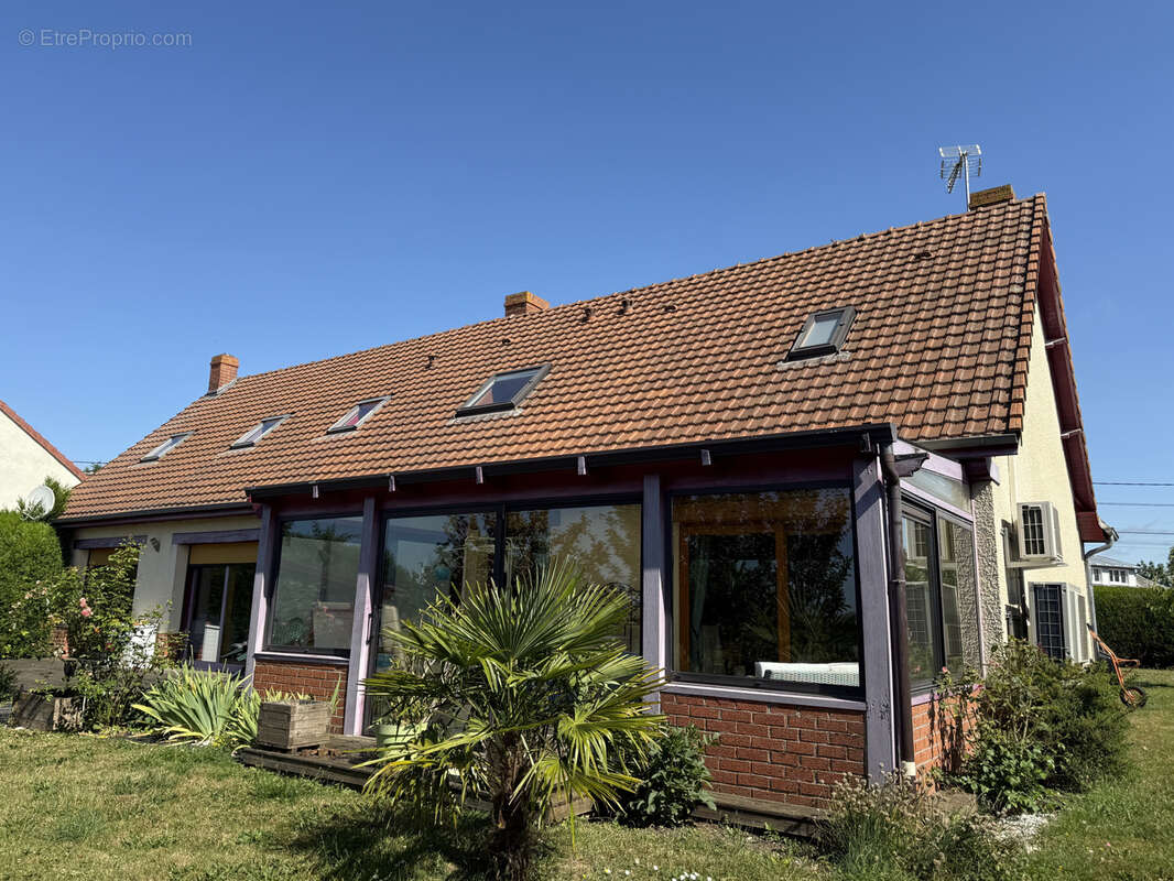 Maison à POIX-DE-PICARDIE