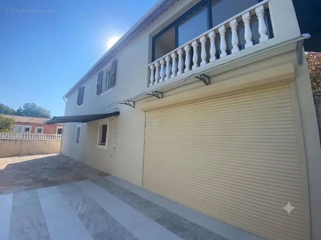 Vidauban  belle villa 2 appartements 136m2 pres du centre - photo 7