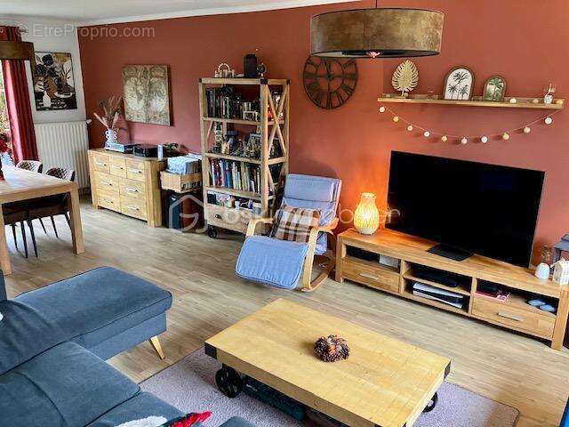 Maison à SAINT-MARTIN-BOULOGNE