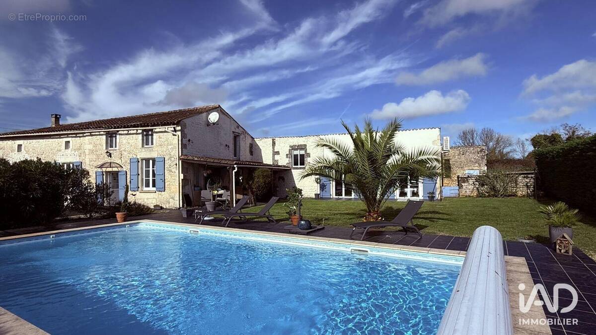 Photo 1 - Maison à CLION