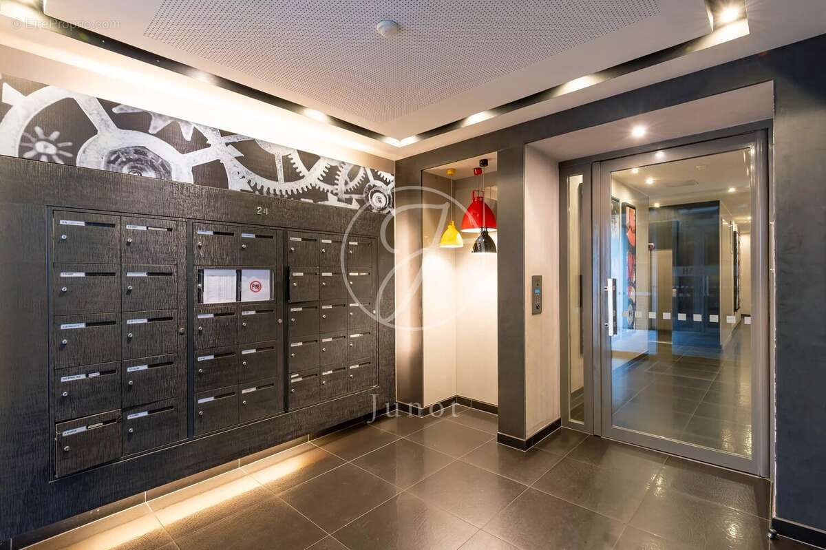 Appartement à PARIS-18E