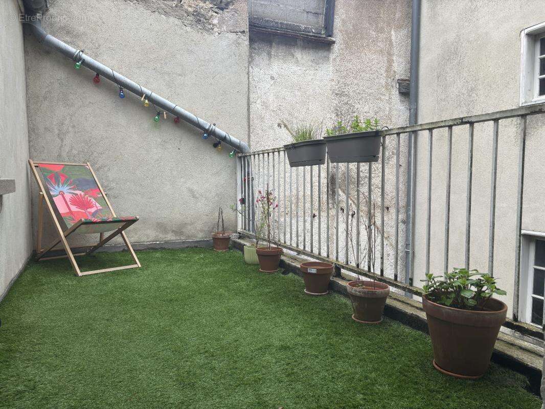 SEMUR EN AUXOIS centre-ville : appartement quatre piéces, 93m², avec une terrasse. Prix : 155 000€ - photo 10
