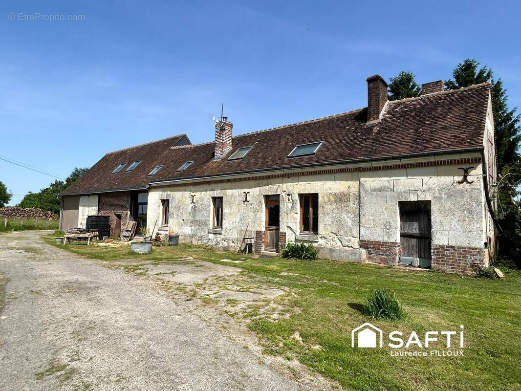 Photo 1 - Maison à SAINT-MARTIN-DES-BOIS