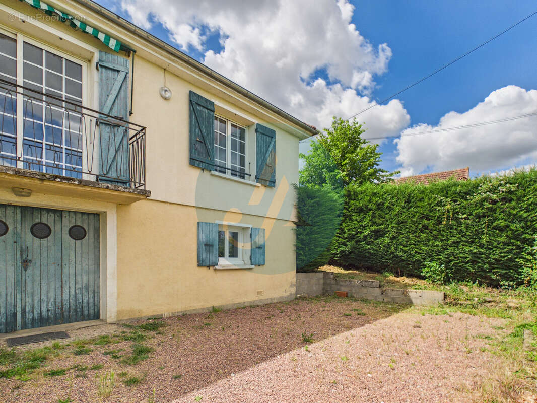 Maison à GERMIGNY-SUR-LOIRE