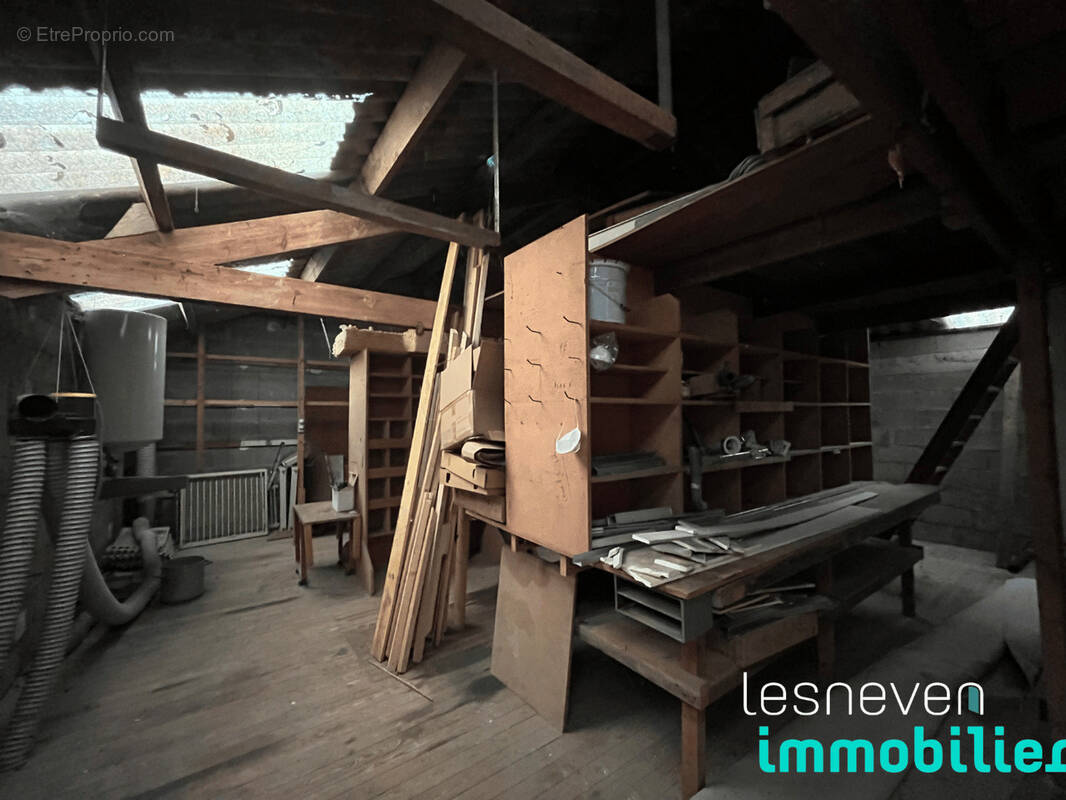 Appartement à PLOUNEVEZ-LOCHRIST