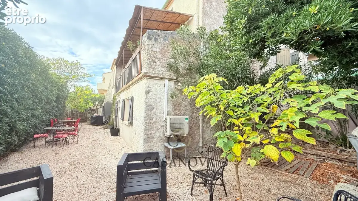 Maison de caractère avec piscine, vue mer et T3 indépendant à Saint-Pierre-la-Mer - photo 15