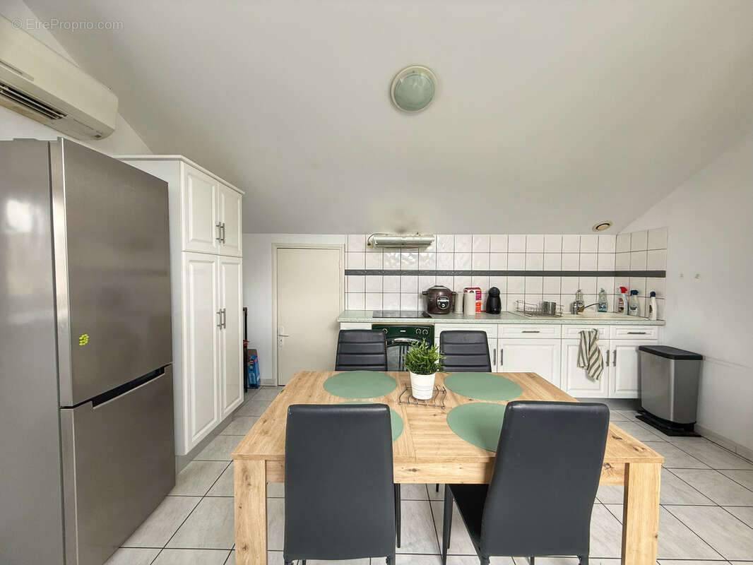 Appartement T3 avec place de parking - photo 4