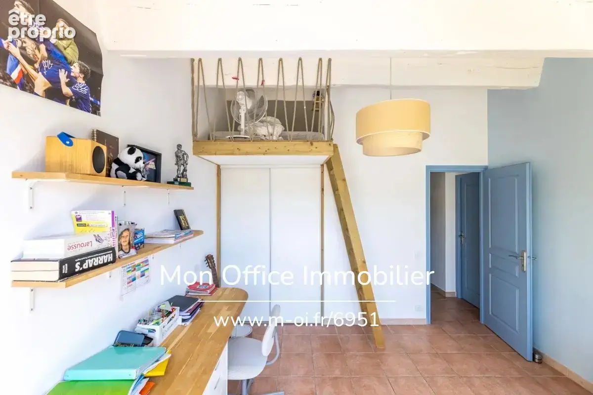 Référence : 6951-NGU - Maison 7 pièces - 210m2 - Piscine et vue dégagée sur les pins - Commerces à pied - photo 18