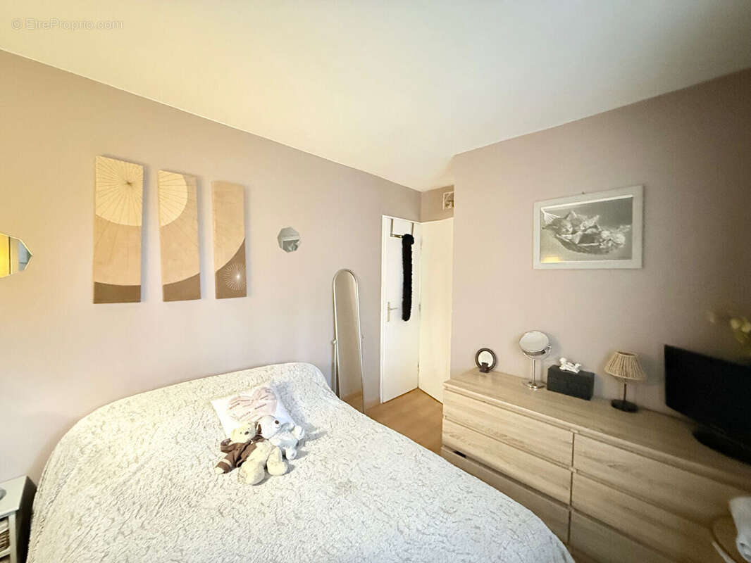 Appartement à SAVIGNY-LE-TEMPLE