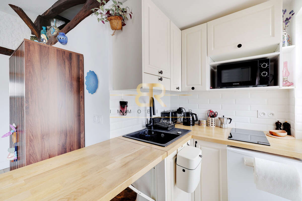 Appartement à PARIS-11E