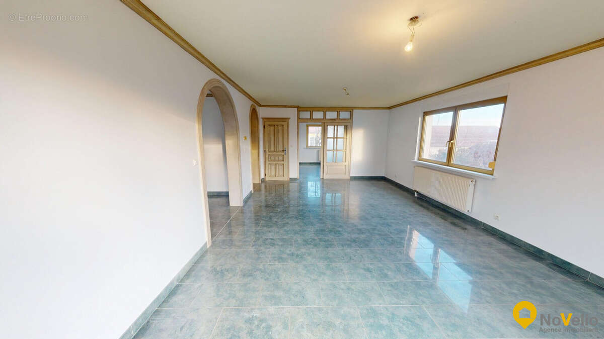 Maison à SEINGBOUSE