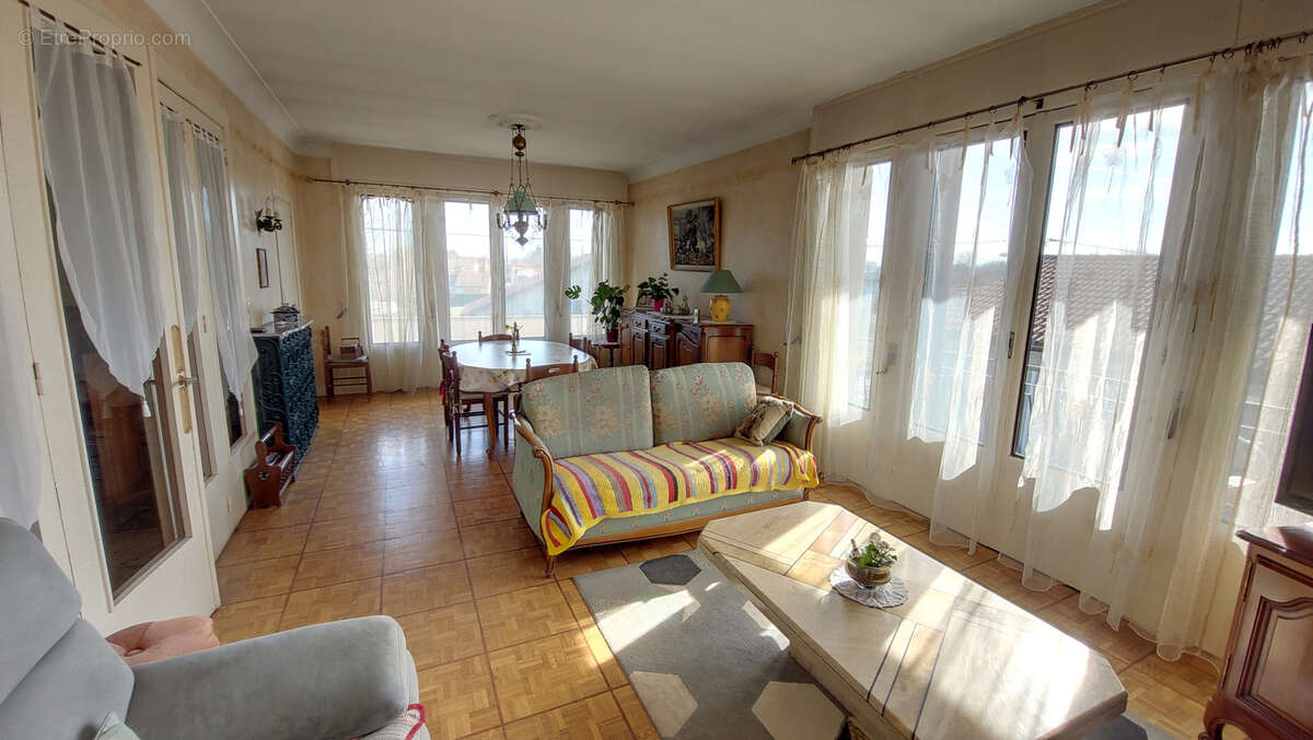 Maison à GERZAT