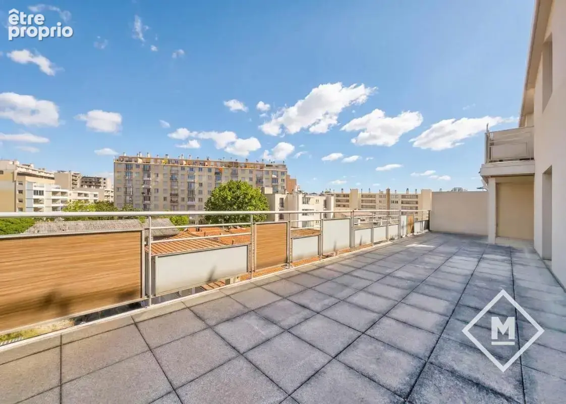 Appartement à MARSEILLE-13E