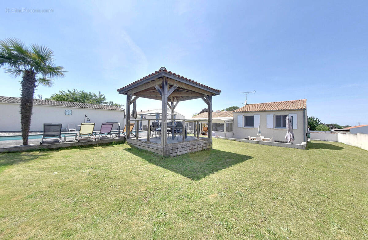 Maison à NIEUL-SUR-MER