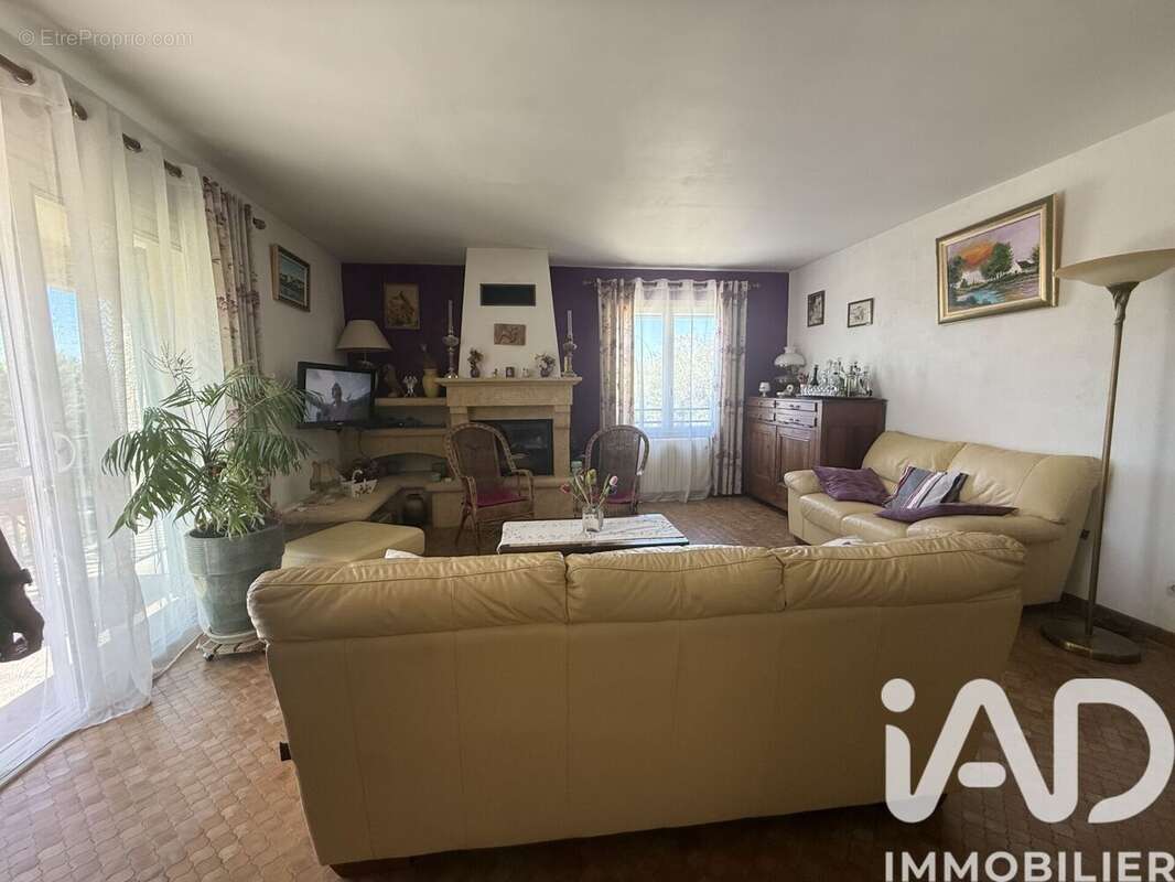 Photo 8 - Maison à ARAMON